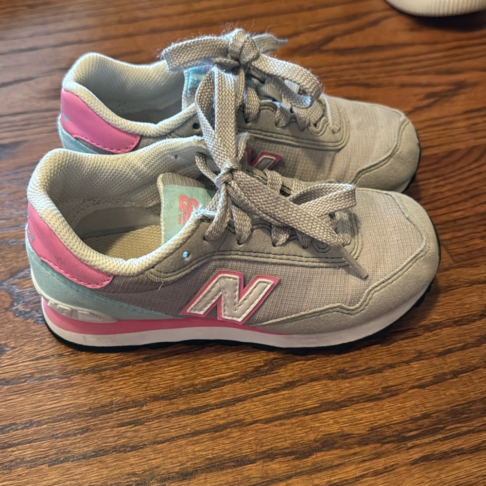 Girl new balance shoes size 11